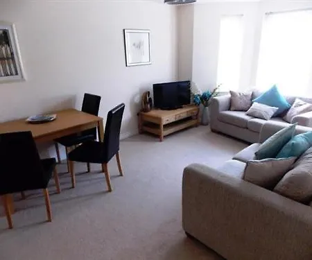 Baird House 酒店 *